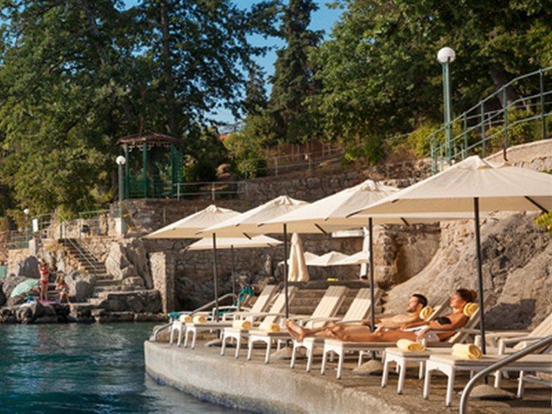 Hotel Excelsior - Liburnia ลอฟราน ภายนอก รูปภาพ