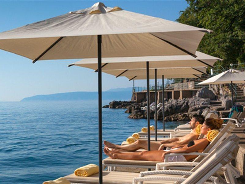 Hotel Excelsior - Liburnia ลอฟราน ภายนอก รูปภาพ